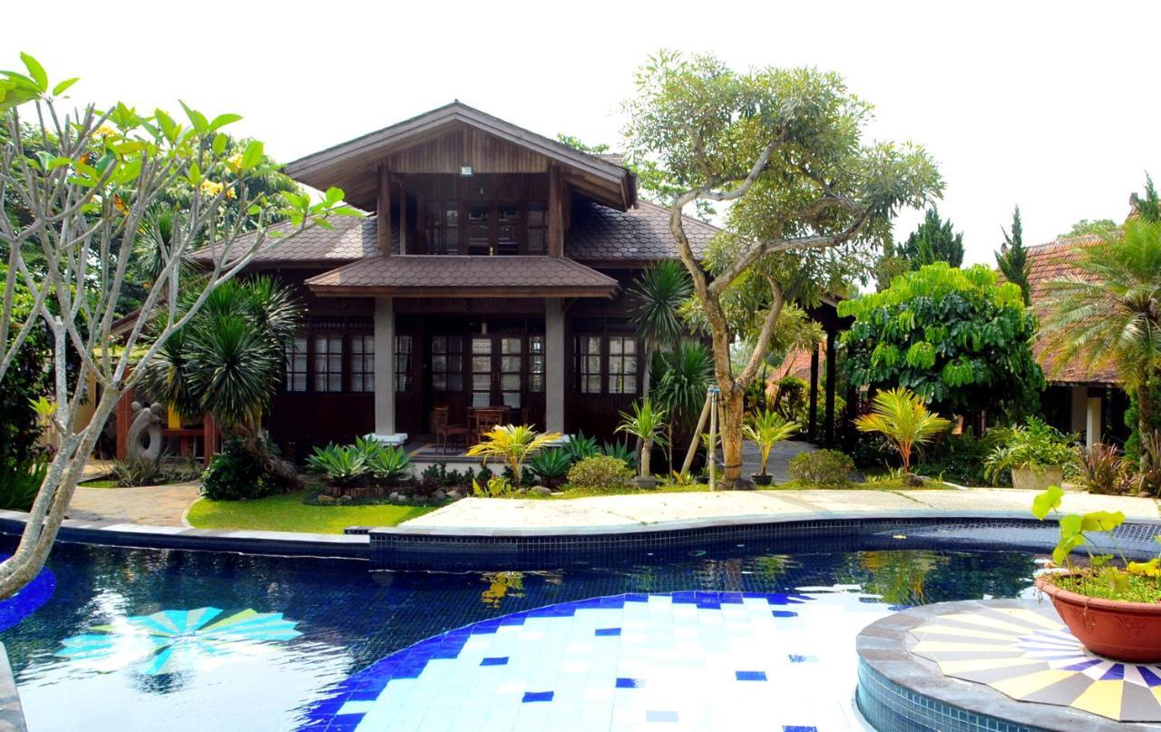 The Village Resort Bogor Exterior photo